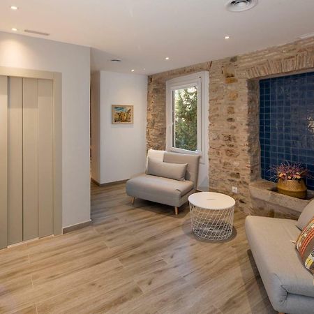 Apartamento Historico En El Barri Vell Girona Bagian luar foto