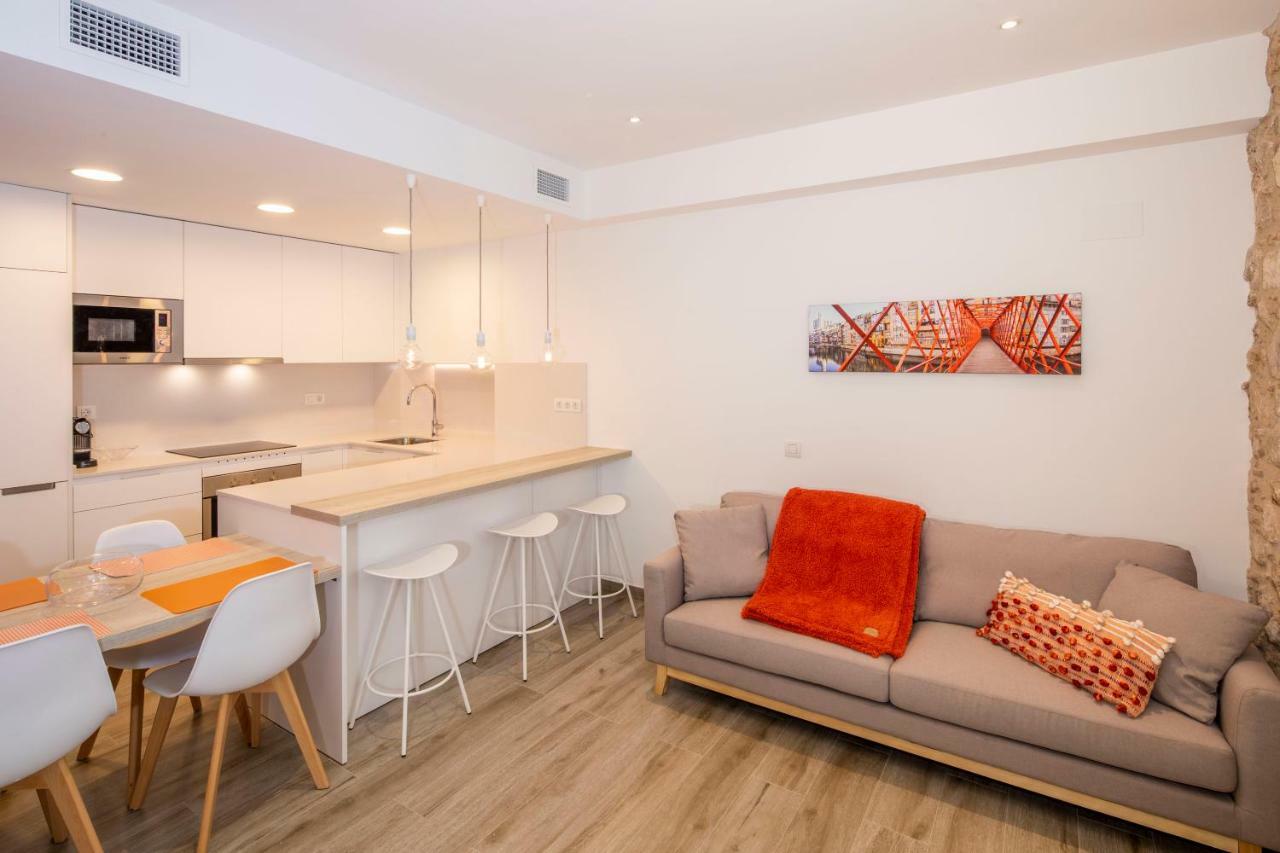Apartamento Historico En El Barri Vell Girona Bagian luar foto